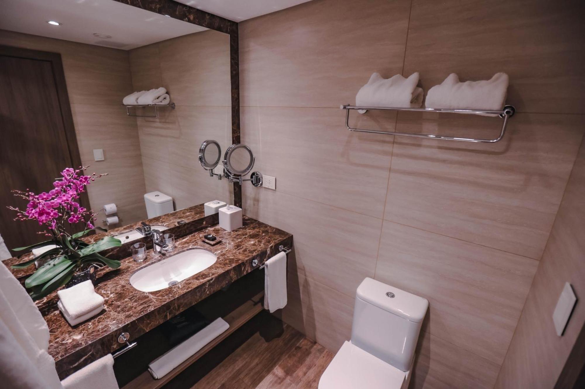 Paseo La Galeria Hotel & Suites Asuncion Buitenkant foto