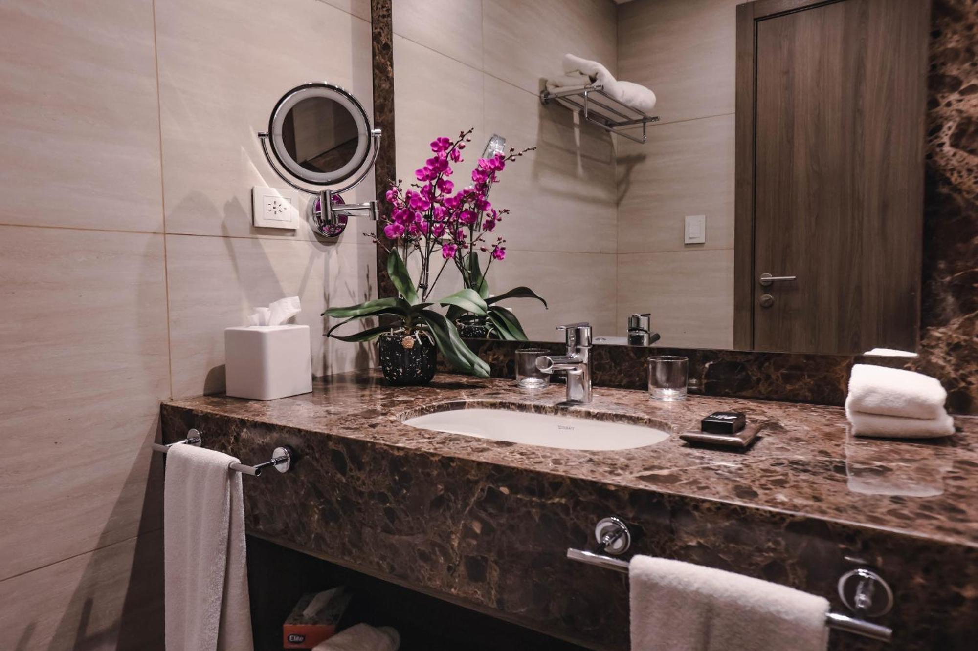 Paseo La Galeria Hotel & Suites Asuncion Buitenkant foto