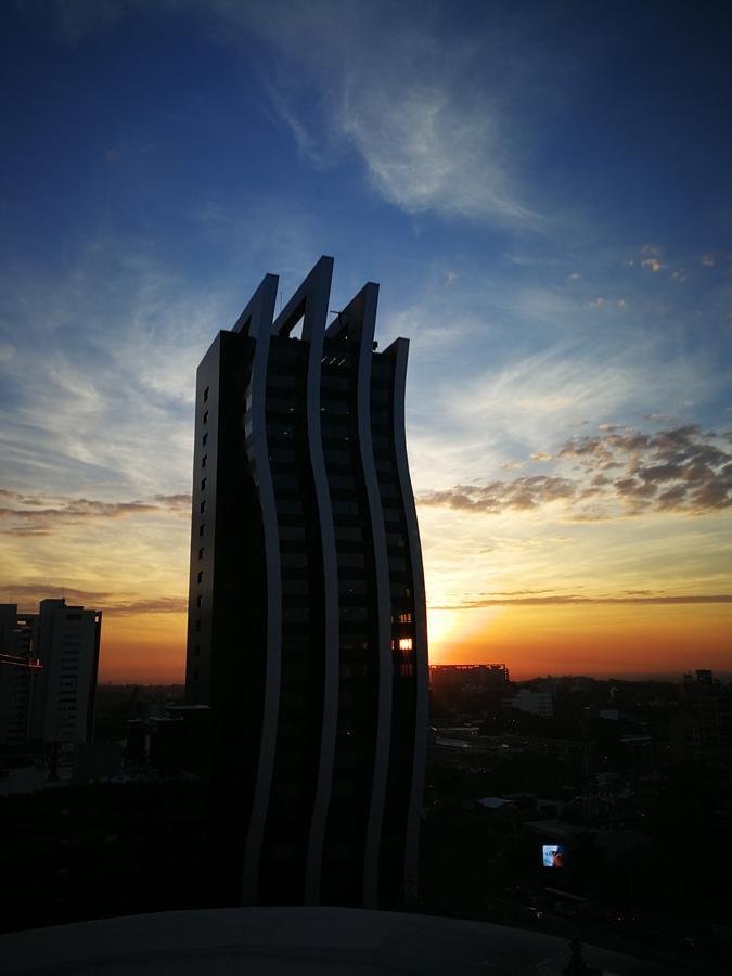 Paseo La Galeria Hotel & Suites Asuncion Buitenkant foto